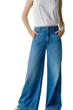 Amo Denim Edith Wide Leg in^ Denim