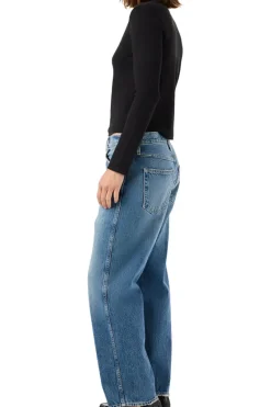Amo Denim Hattie Straight in^ Denim