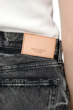 Moussy Denim Perrysburg Shorts in^ Denim|Pants, Shorts, & Skirts