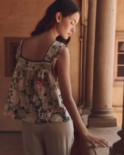 The Great Victorian Pleat Tank in^ Tops
