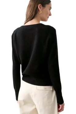 WHITE & WARREN Cashmere V-neck Sweater^ Sweaters